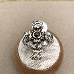 Amazing Two-Tone Cross Ring